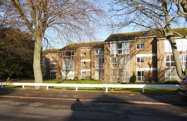 Geoffrey Court