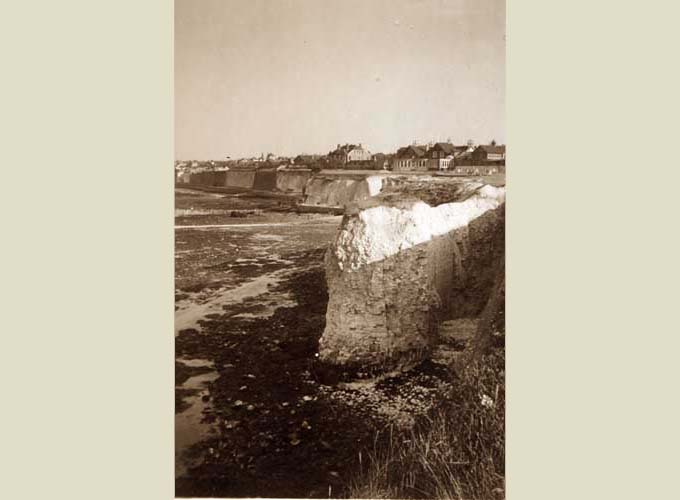 Gap  and Hotel c.1949