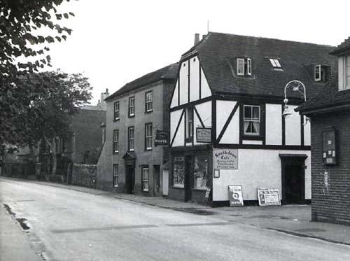 Southdown Caf� at No 207