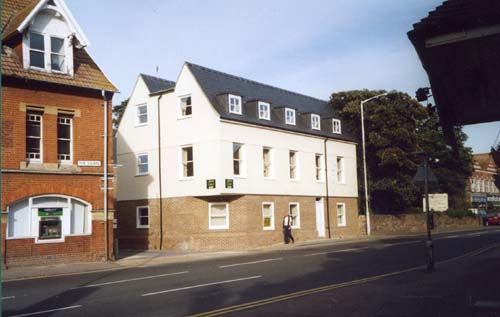 Flats on site of Jenners 2005