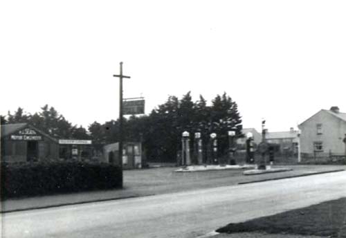 Sea View Garage
