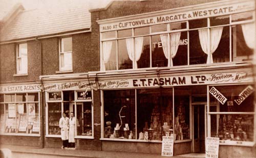 Fashams 1920's
