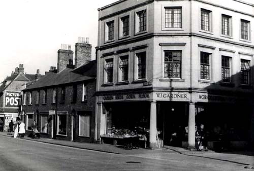 No 1 Gardners in 1964