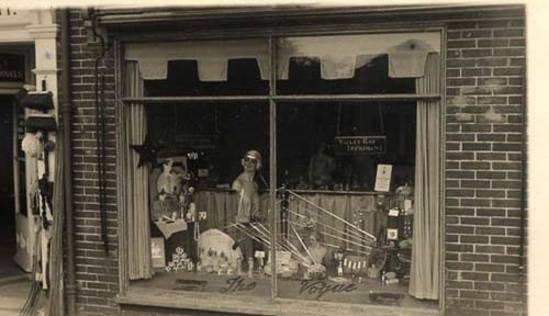 No 59 Sawney & Lewin, ladies hairdresser, c.1932